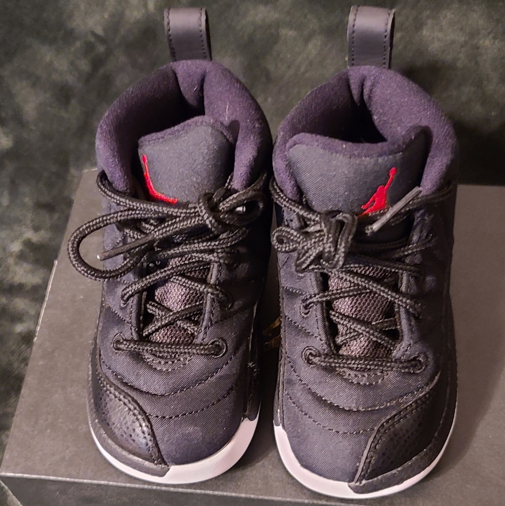 Jordan 12s